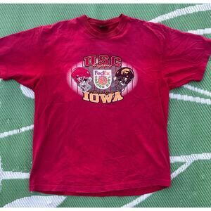 Vintage 2003 USC Trojans vs Iowa Hawkeyes Orange Bowl T-Shirt